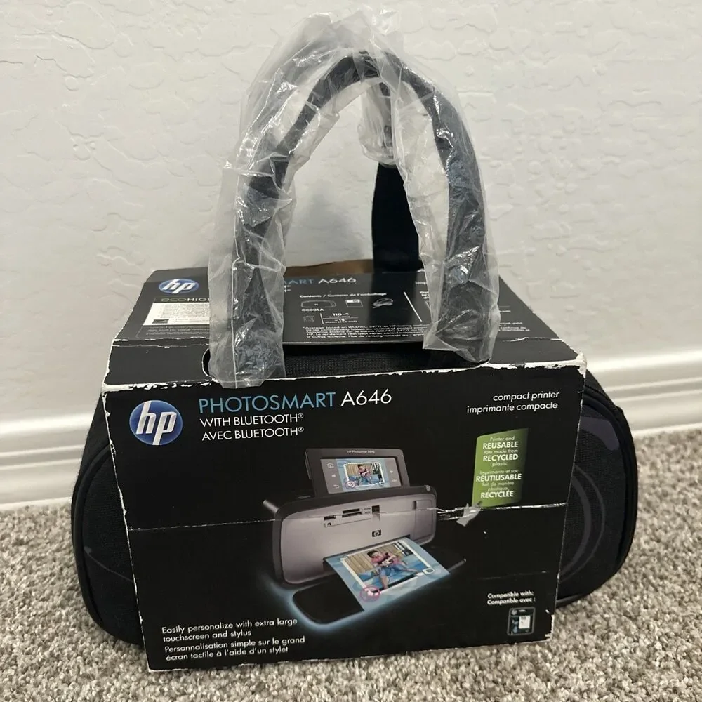 HP Photosmart A646 Compact Photo Printer 4x6 5x7 Bluetooth New w/ Case